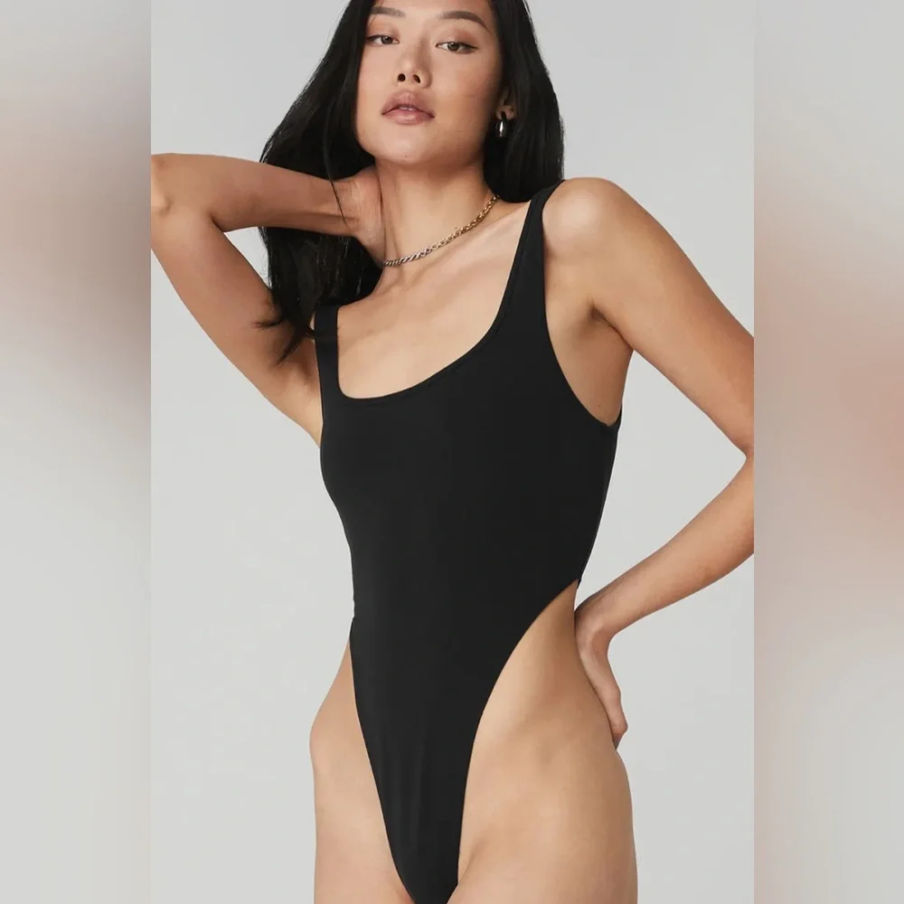 [NWOT] ALO Yoga Airbrush Hot Shot Bodysuit - Black - Small - Picture 3 of 3
